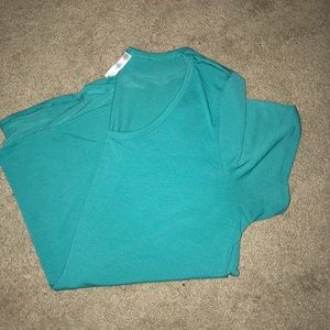 XL LuLaRoe classic tee